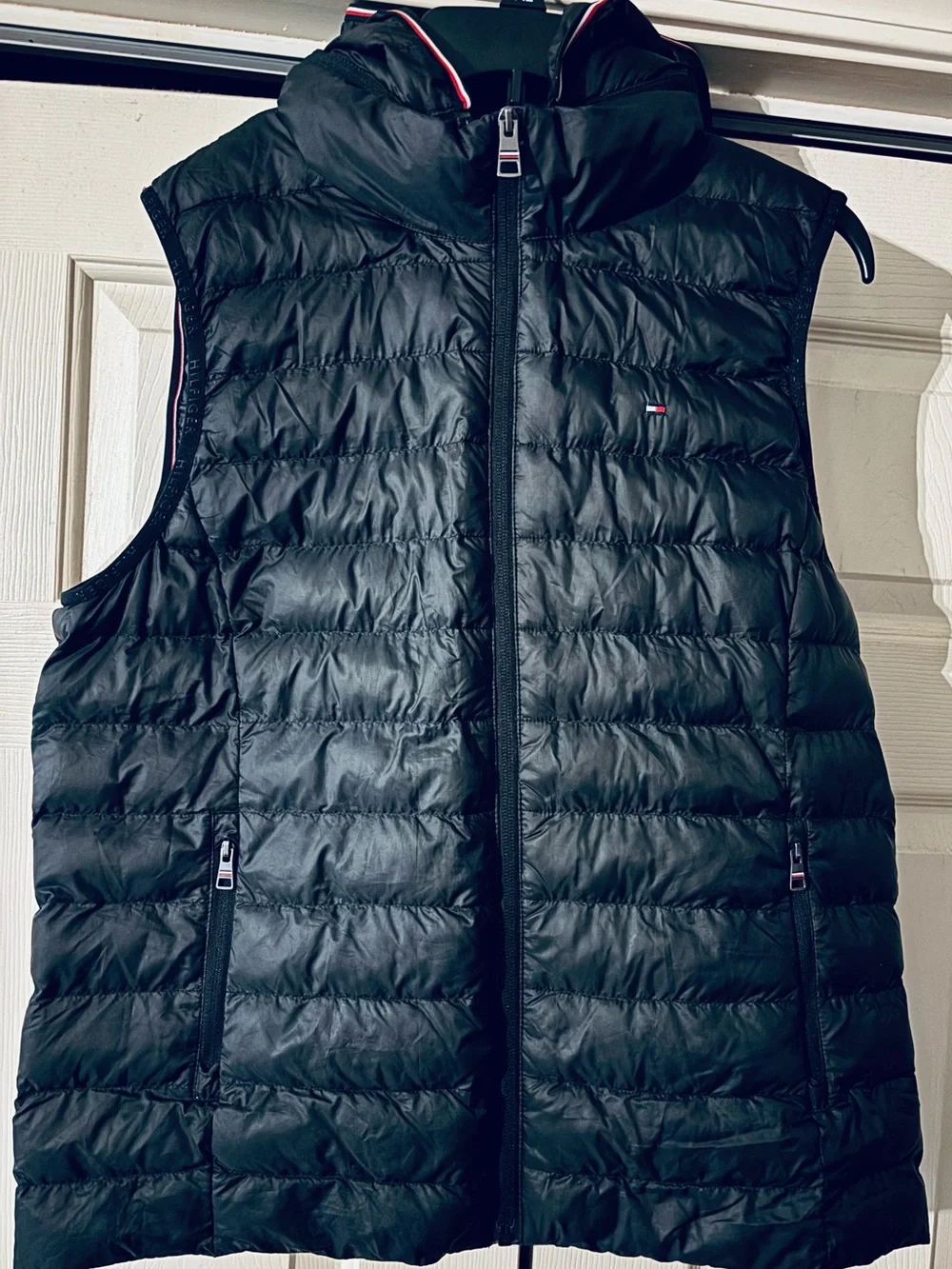 Tommy Hilfiger Women's Black Gilet Large